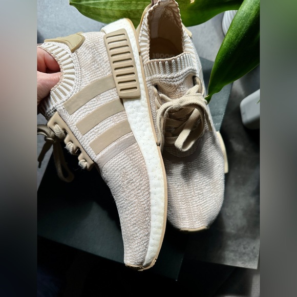 Adidas Boost Original NMD R1 PK PrimeKnit shoes - Picture 9 of 12